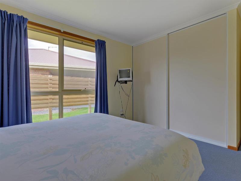 All Inn Strahan Holiday Units Exterior photo
